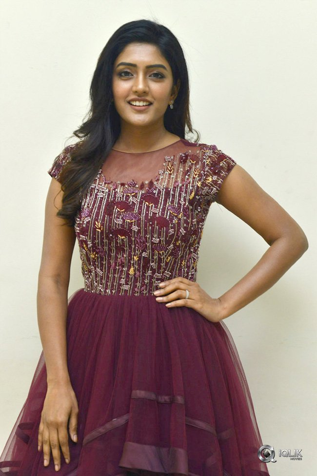 Eesha-Rebba-at-Aravinda-Sametha-Success-Meet